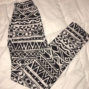 Tribal Pattern Leggings